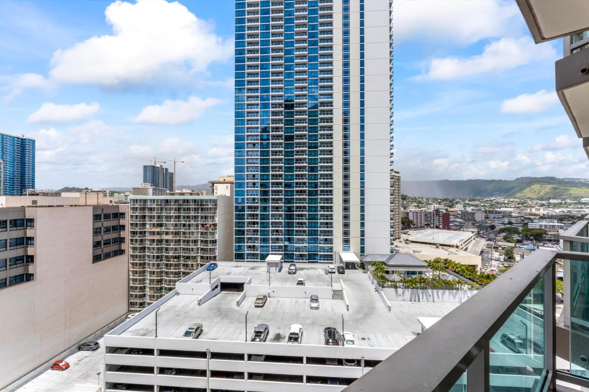 Ala Moana 15th Floor 5*